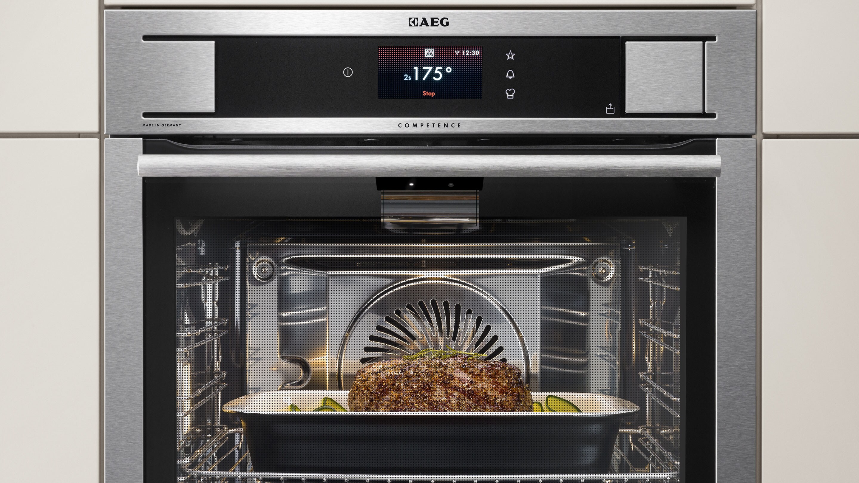 The ProCombi Plus Smart oven
