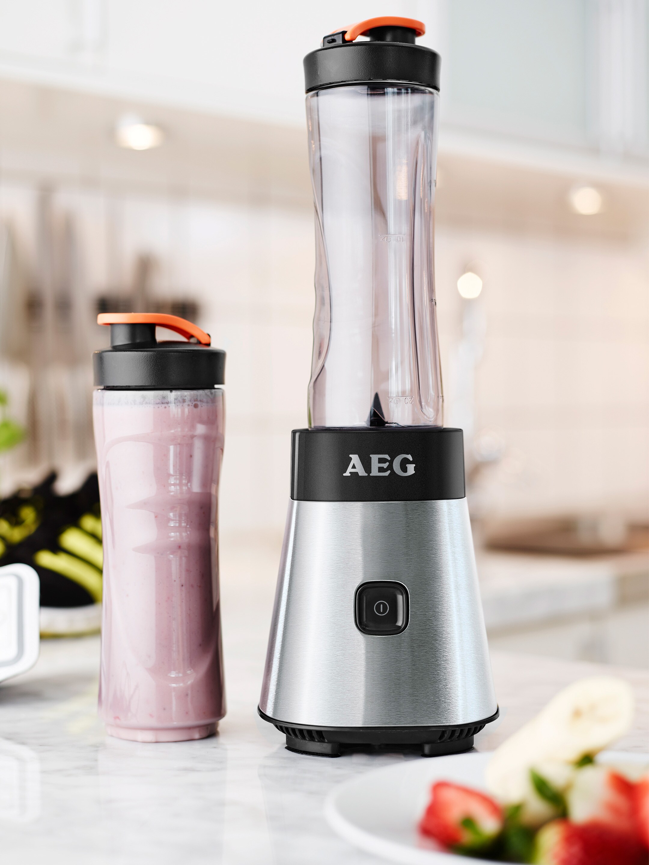 The AEG Sport Mini Mixer Food Blender