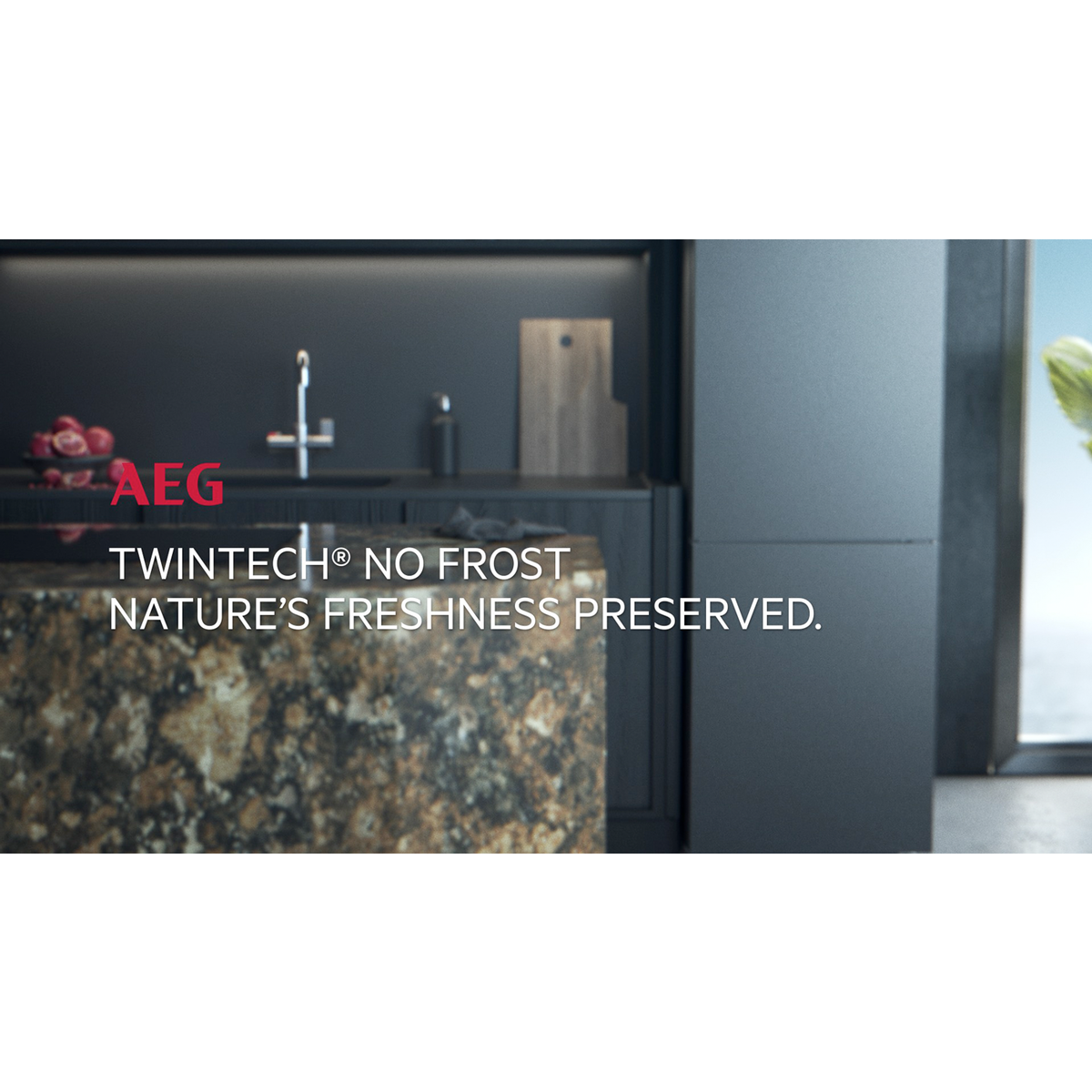 AEG - Freestanding Fridge Freezer - RCB732E7MG