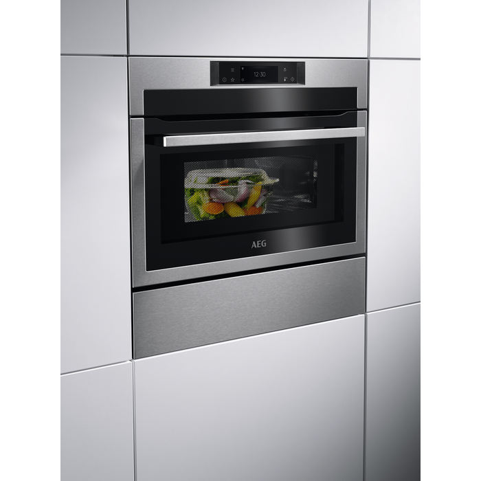 AEG - Compact Ovens - KME761080M