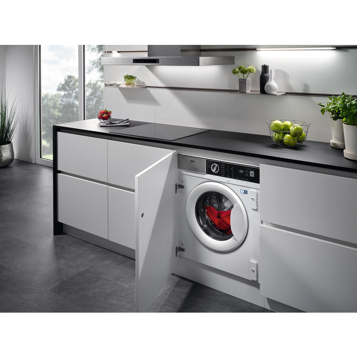 AEG - Integrated Washing Machine - L7FE7261BI
