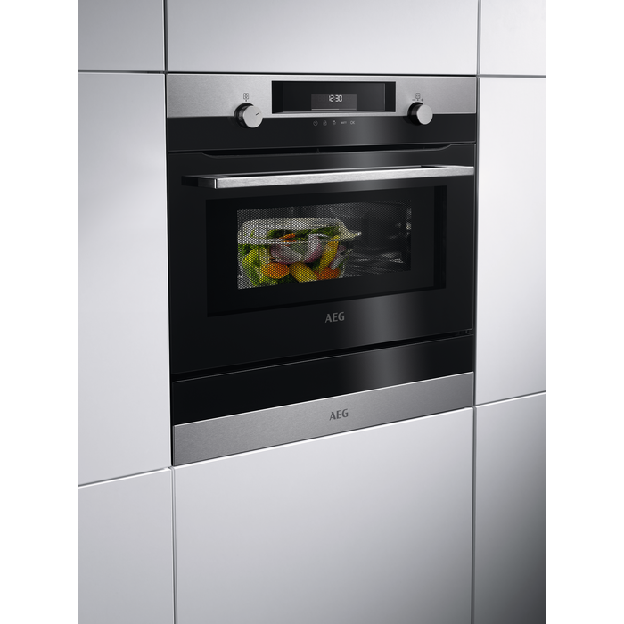 AEG - Compact Ovens - KMK525860M