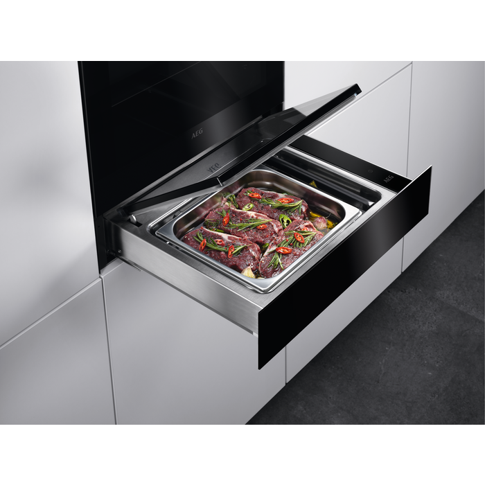 AEG - Integrated Vacuum Sealer - KDE911423B