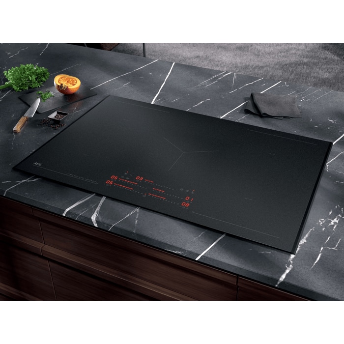 Nia 8000 Sense Boil+Fry SaphirMatt® Induction Hob 80cm NIK85M30AZ