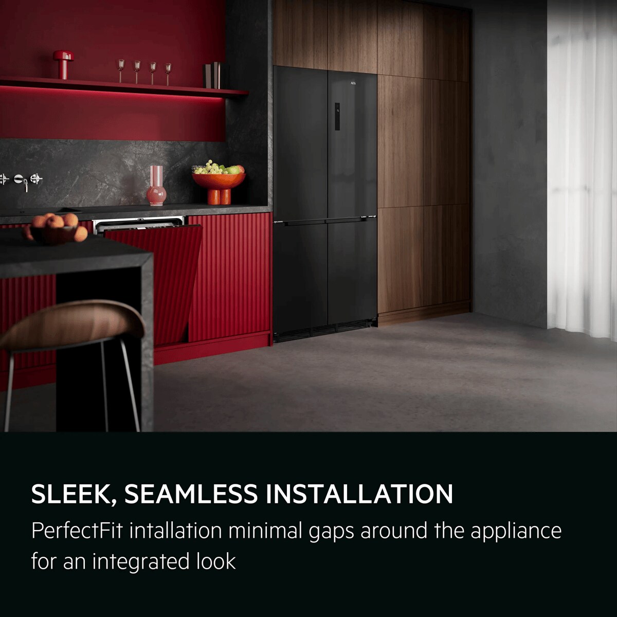 PerfectFit installation Just 4 mm space around appliance.