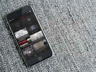The laundry section of the My AEG app on a smartphone