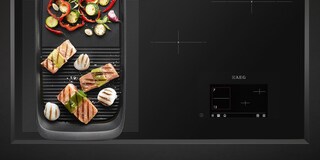 Vegetables sear on a grill pan