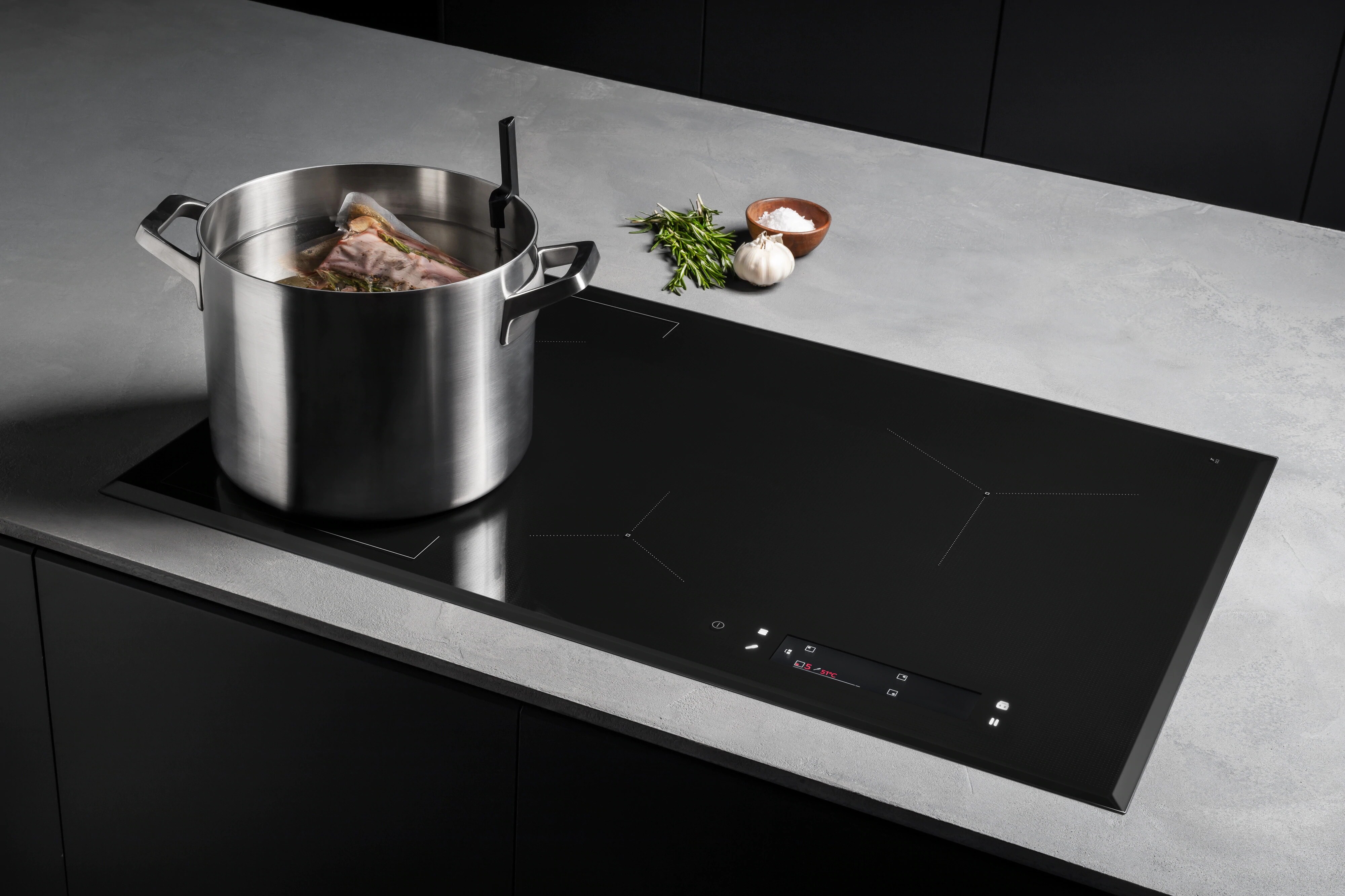 Hobs Buying Guide Choose The Right Hob For You Aeg Aeg