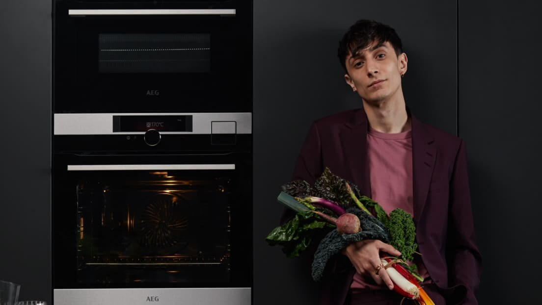 Built-in oven