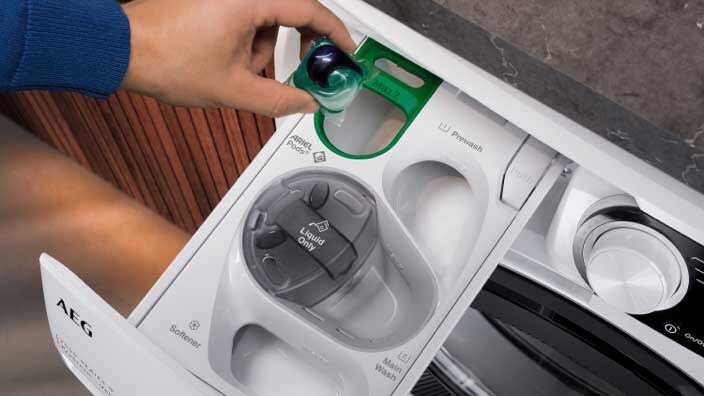 Washing machine with universaldose