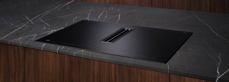 SCRATCH-RESISTANT COOKTOPS