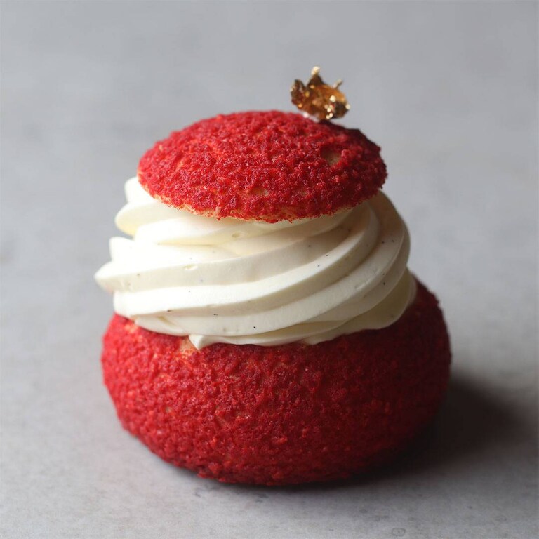 Vanilla Choux Bun