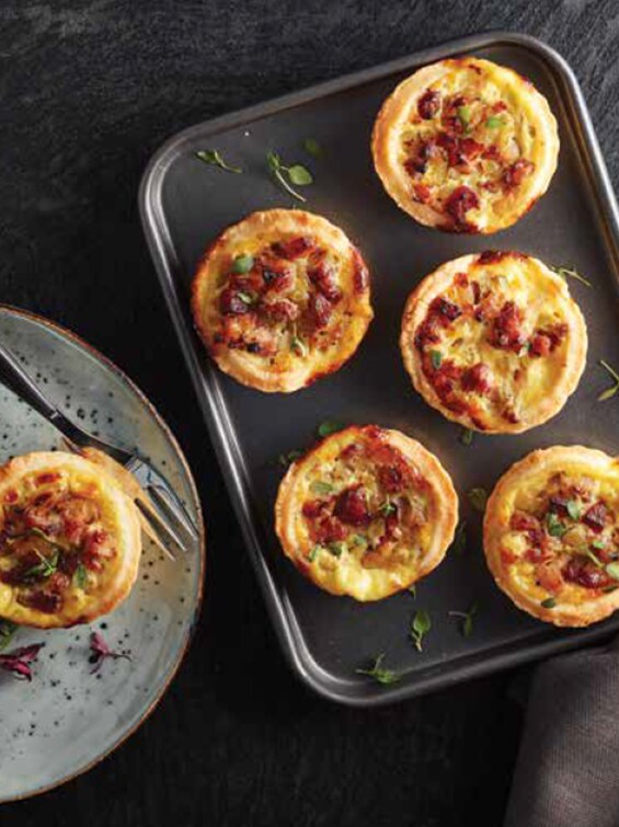 Bacon, Onion & Cheese Mini Quiches AEG
